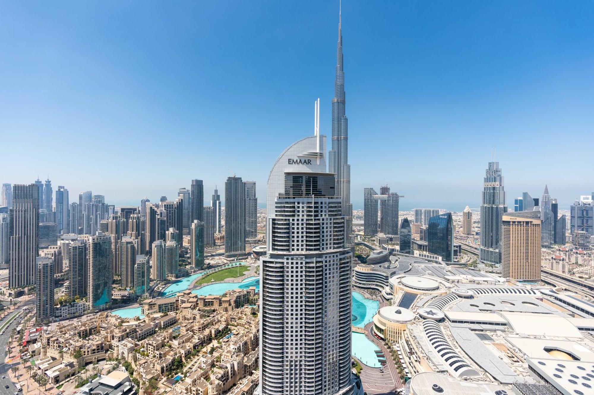 Lux Apt-Burj View Opp. Dxb Mall Dubái Exterior foto